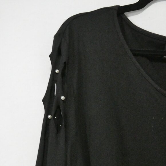 SHEIN - Curve | 2XL | Black V-Neck Top | Cut-Out and Embellished Bead Sleeves - Picture 3 of 14
